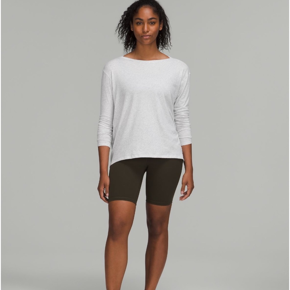 LULULEMON BACK IN ACTION TOP
